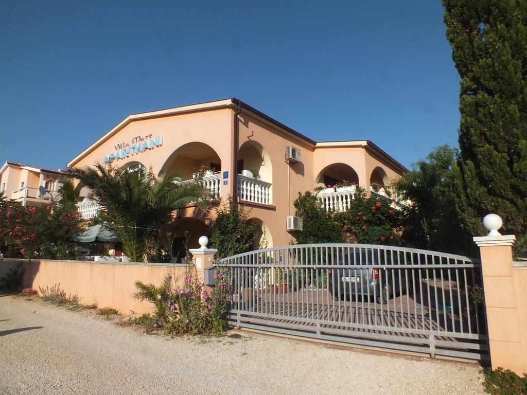 Villa Mare Apartments Вир Экстерьер фото