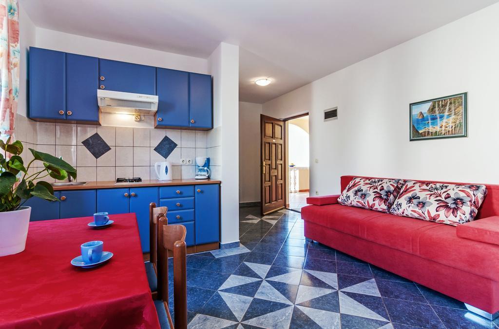 Villa Mare Apartments Вир Экстерьер фото